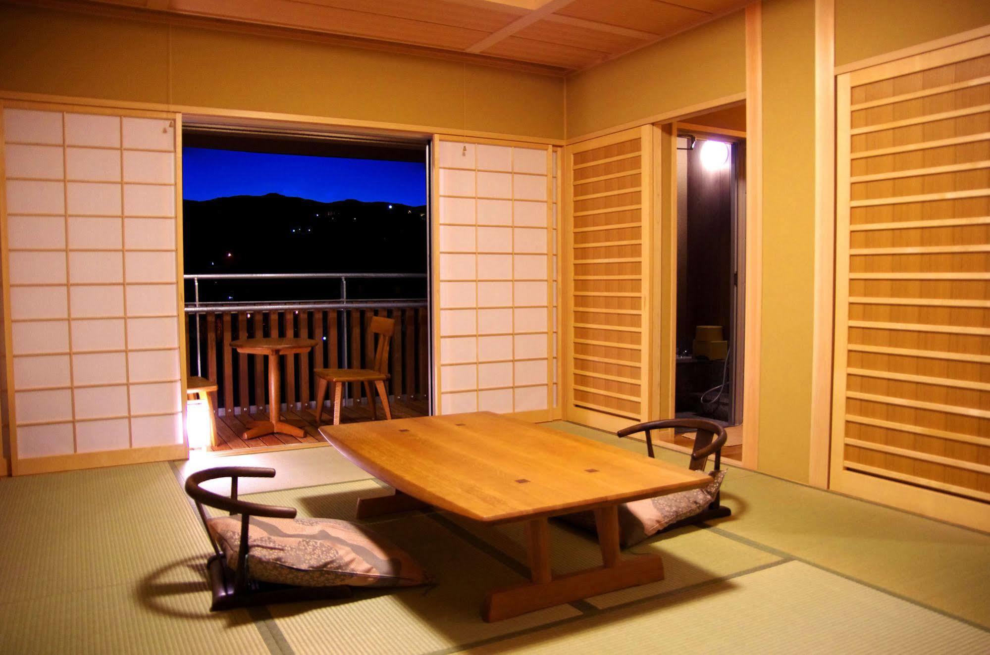 Gero Onsen Yukyunohana Buitenkant foto